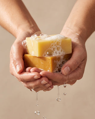 Hive 175 Rātā Honey Soap
