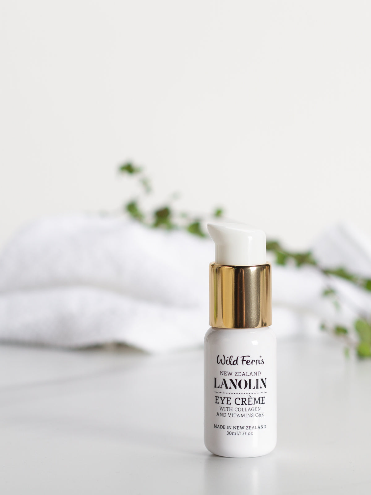 Lanolin Eye Crème with Collagen and Vitamin C and E, 30 ml