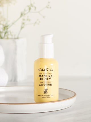 Mānuka Honey Replenishing Day Crème
