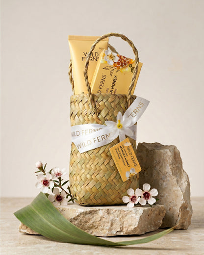 Mānuka Honey Woven Basket Gift Set